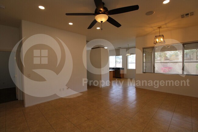 906 E Sheffield Ave Chandler, AZ 85225 photo 5