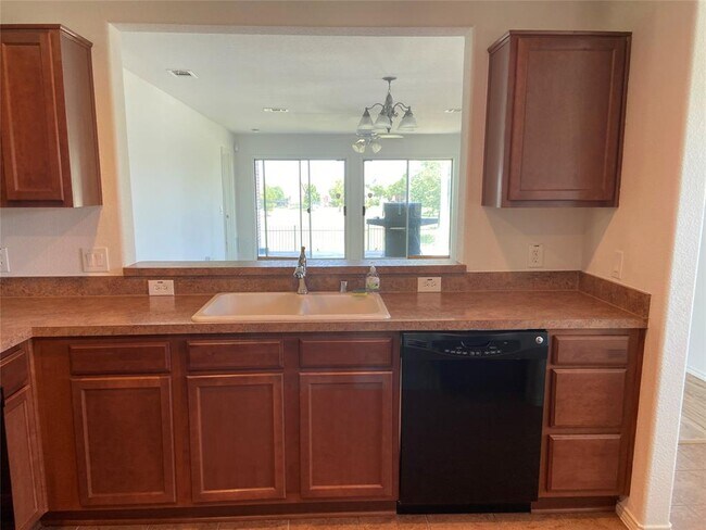 7414 Birmingham Forest Dr Frisco, TX 75036 photo 3