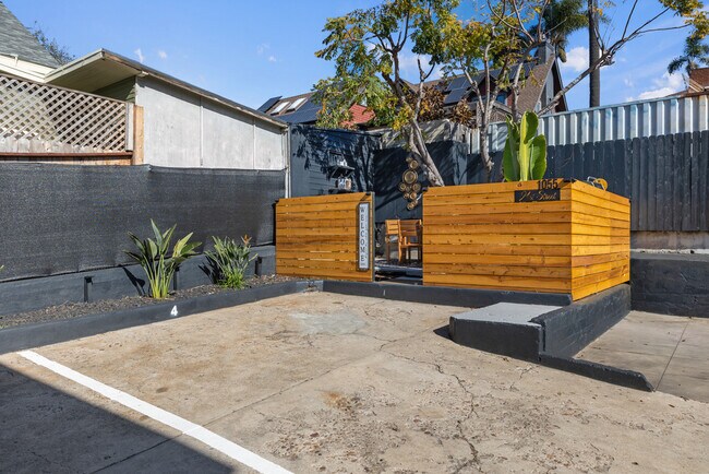 1055 21st St San Diego, CA 92102 photo 3
