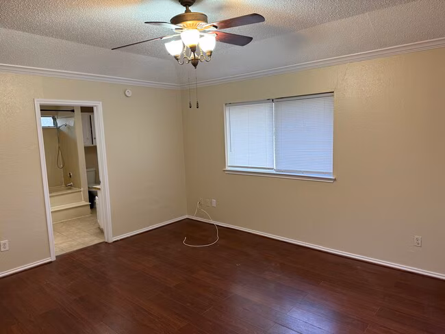 5410 Deep Canyon Dr Garland, TX 75043 photo 4