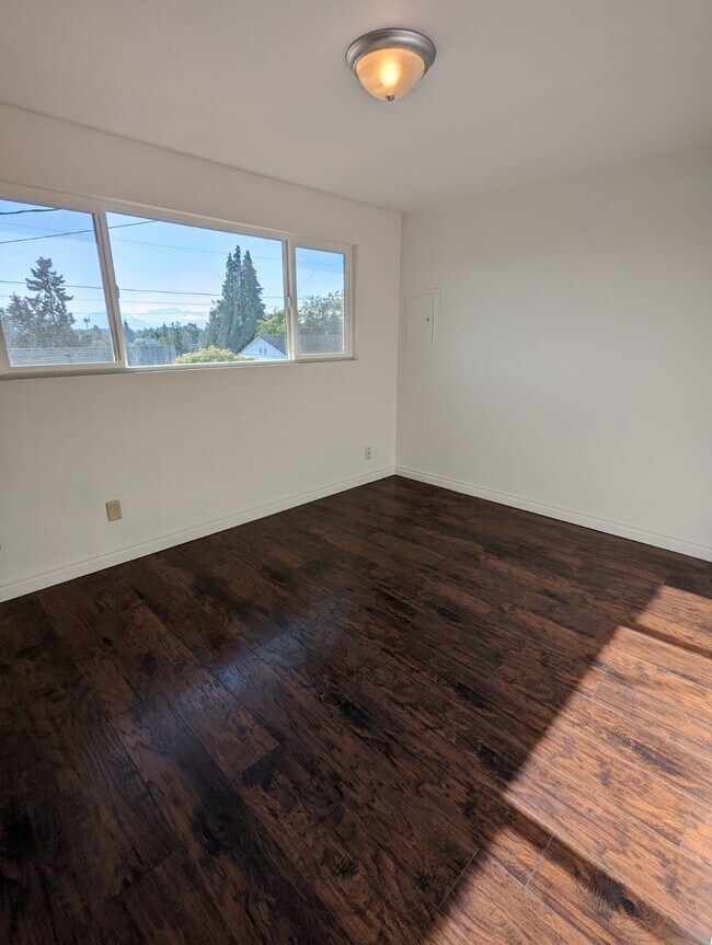 3316 Sanders Avenue, Bremerton, WA 98310 photo 5