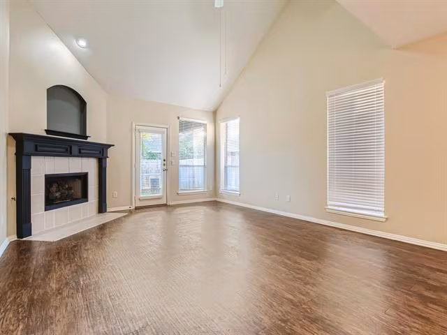 5301 Lily Drive, Fort Worth, TX 76244 photo 5