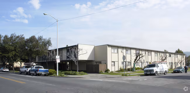Tampa Apartments photo 2