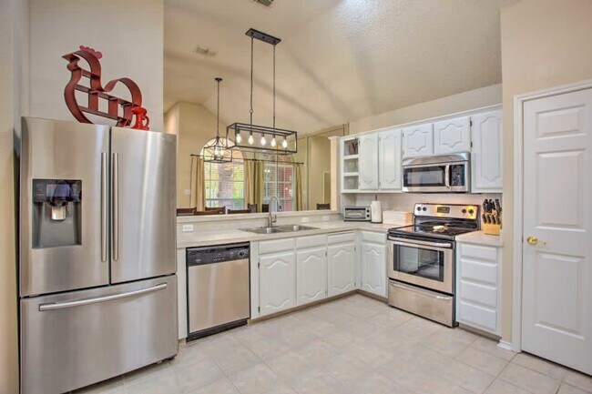 6325 Wildhaven Dr Rowlett, TX 75089 photo 3