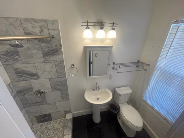 1105 East 6th Street, Austin, TX 78702 photo 4