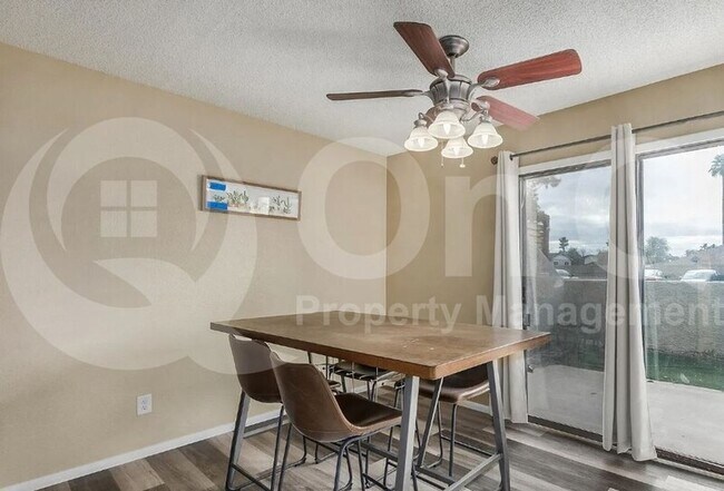 2040 S Longmore Mesa, AZ 85202 photo 3