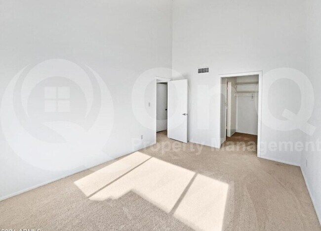 2040 S Longmore Mesa, AZ 85202 photo 5