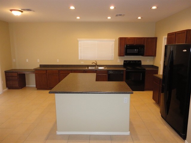 9128 E Plana Ave Mesa, AZ 85212 photo 5