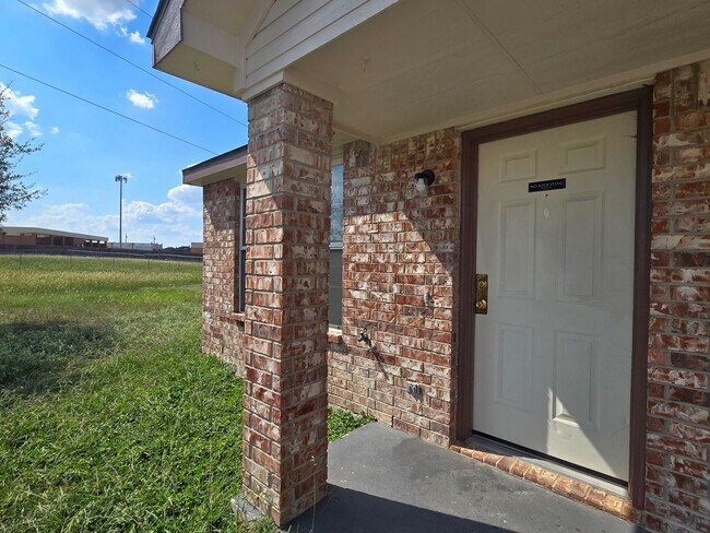 2805 Kerrville Ct Killeen, TX 76549 photo 2