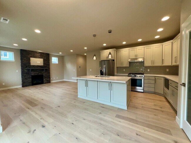 1606 106th Pl SW Everett, WA 98204 photo 4