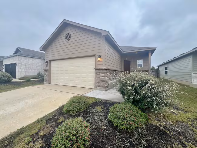 596 Jennifer Wy New Braunfels, TX 78130 photo 5