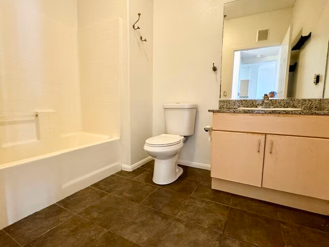 1643 Sixth Avenue, San Diego, CA 92101 photo 4