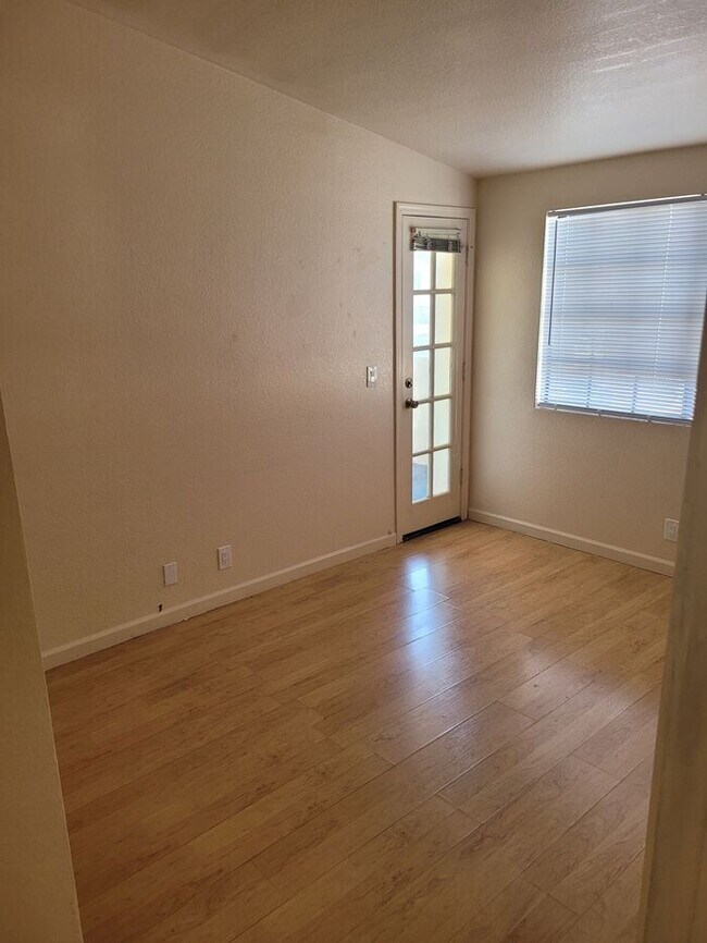 1222 W Baseline Rd Tempe, AZ 85283 photo 3