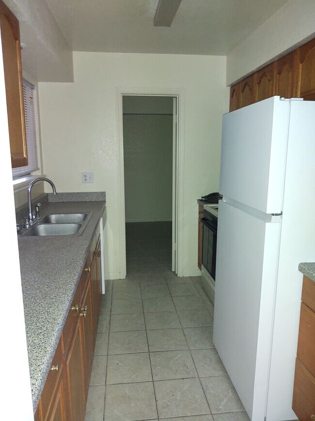 1000 Columbia Ave San Marcos, TX 78666 photo 4