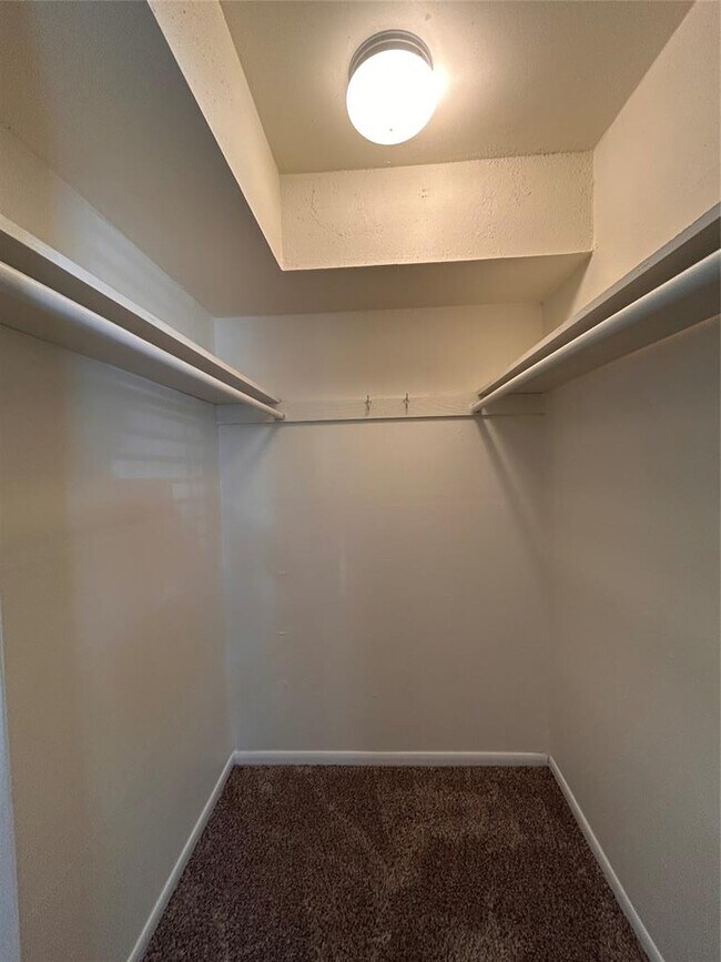 2207 Leon St Austin, TX 78705 photo 5