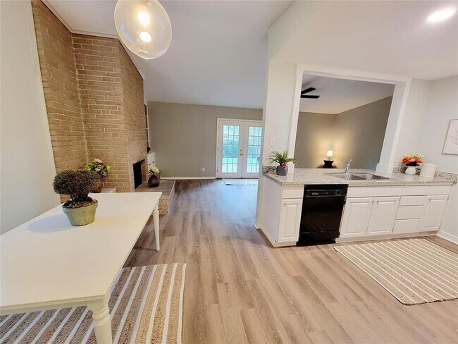 412 Malden Drive, Richardson, TX 75080 photo 5