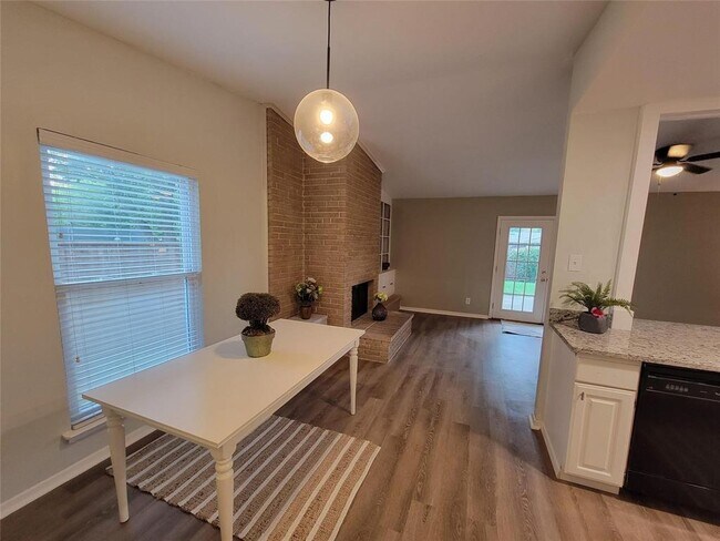 412 Malden Drive, Richardson, TX 75080 photo 4