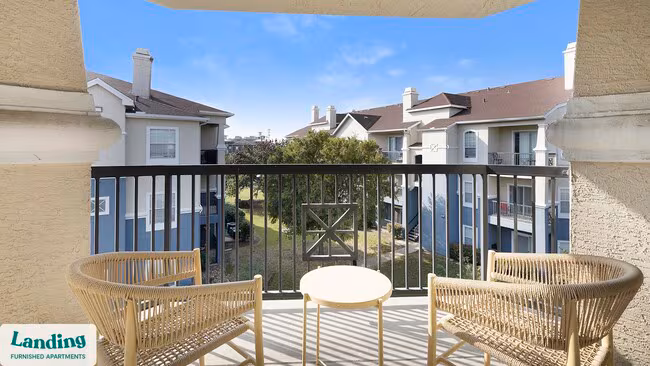 901 Lakeside Cir Lewisville, TX 75057 photo 5