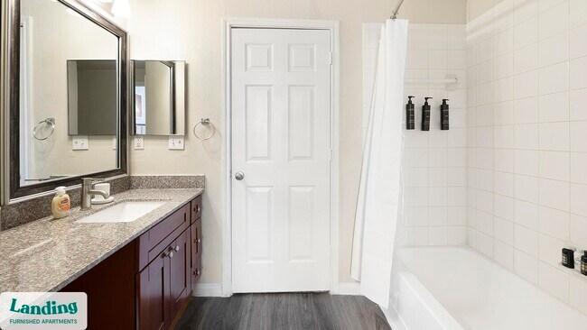 901 Lakeside Cir Lewisville, TX 75057 photo 3