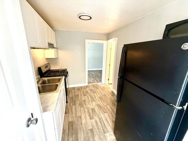 602 Lovett Ave San Antonio, TX 78211 photo 3
