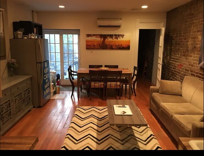 119 W 80th St New York, NY 10024 photo 2