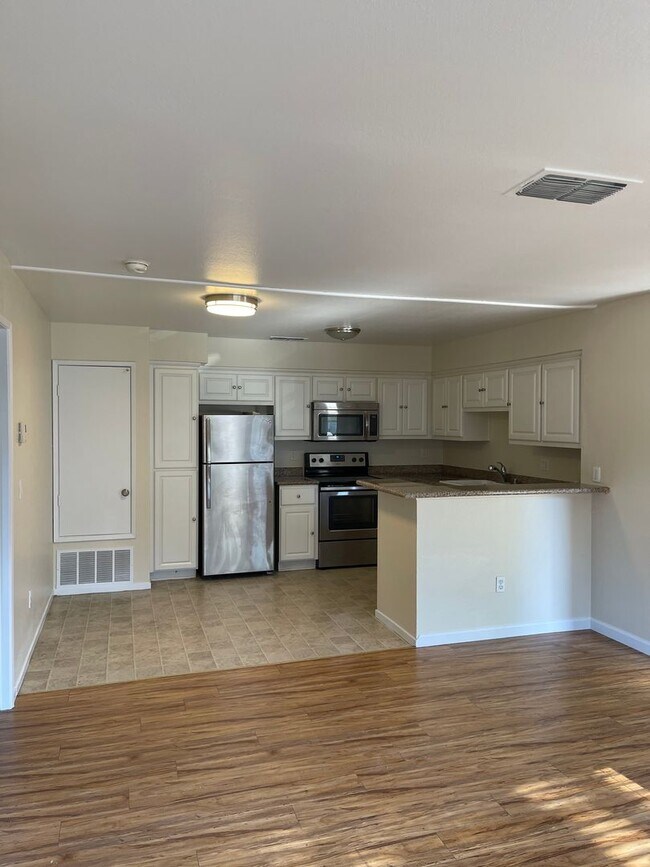 2915 N Texas St Fairfield, CA 94533 photo 5