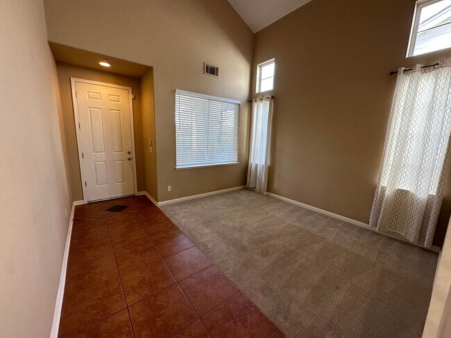208 Lawrence Lane, Brentwood, CA 94513 photo 3