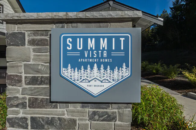 Summit Vista photo 2