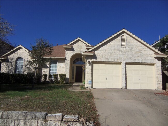 8916 Colberg Dr Austin, TX 78749 photo 2
