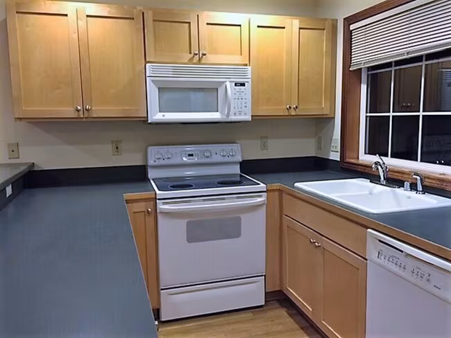 1126 NW 56th St Seattle, WA 98107 photo 5