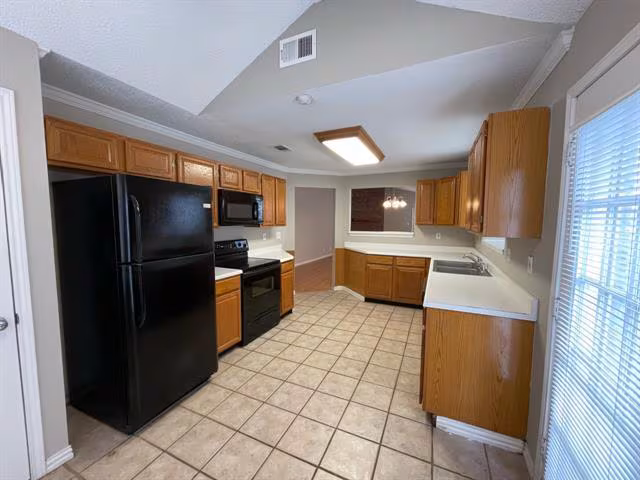 5205 Trailhead Dr Arlington, TX 76013 photo 5