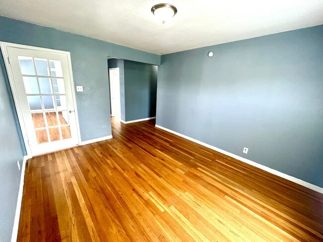 251 Senisa Dr San Antonio, TX 78228 photo 5