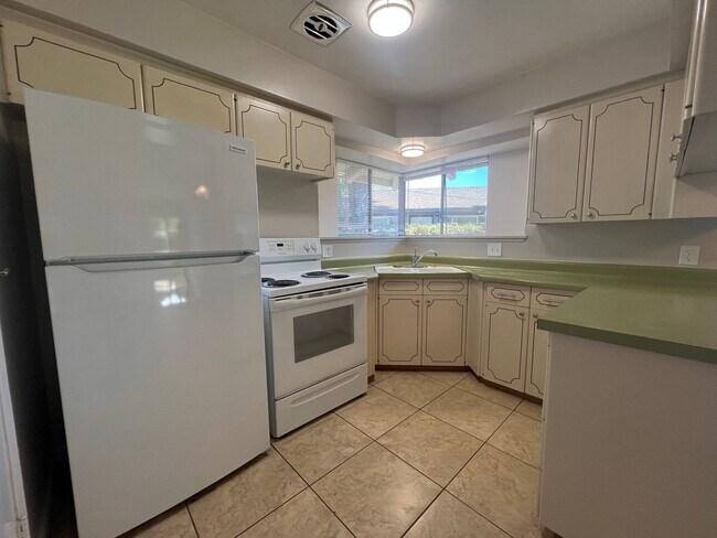 313 Carriage Drive, Santa Clara, CA 95050 photo 3