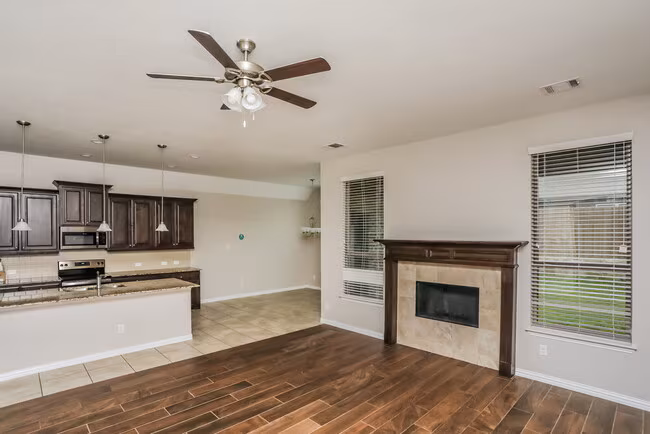 220 Watson St Red Oak, TX 75154 photo 4