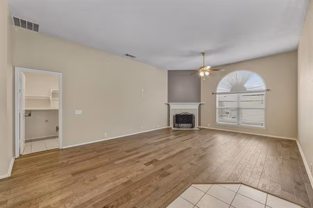 11458 Newberry Dr Frisco, TX 75035 photo 3
