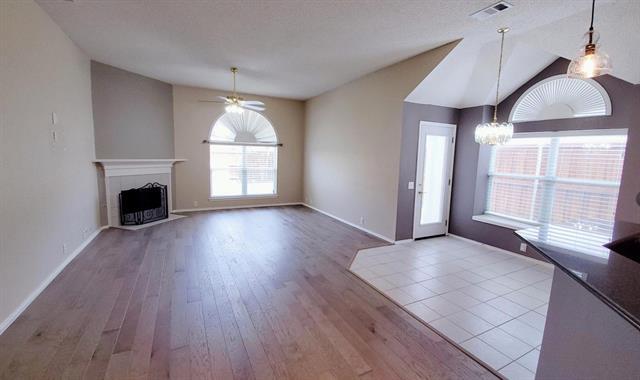 11458 Newberry Dr Frisco, TX 75035 photo 2