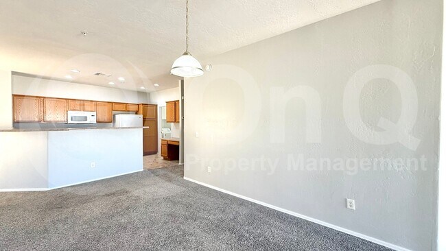 6770 N 47th Ave Glendale, AZ 85301 photo 5