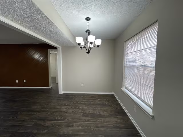 4805 Crestmont Ct Arlington, TX 76017 photo 5
