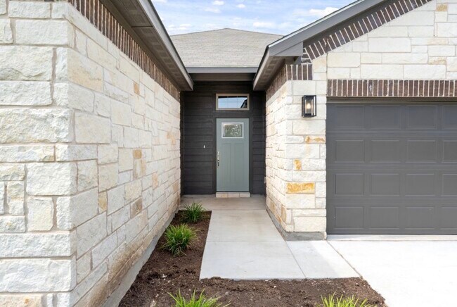 7017 Hammermill Ln Temple, TX 76502 photo 3