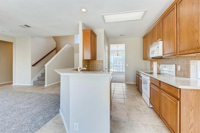 9937 Appletree Way Fort Worth, TX 76244 photo 2