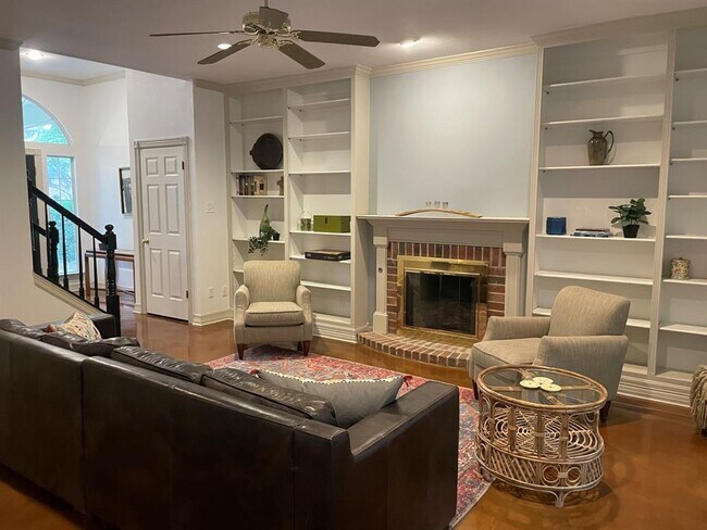 641 Evergreen Ln New Braunfels, TX 78130 photo 3