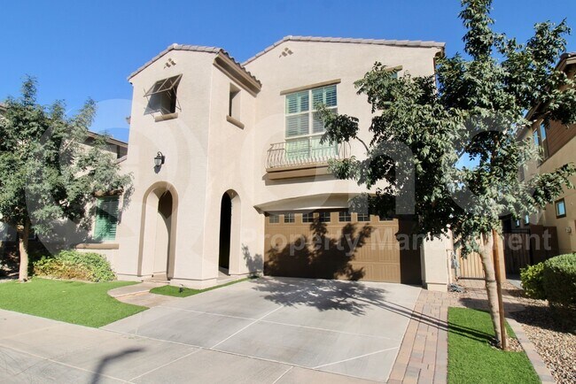 230 East Wisteria Drive, Chandler, AZ 85286 photo 2