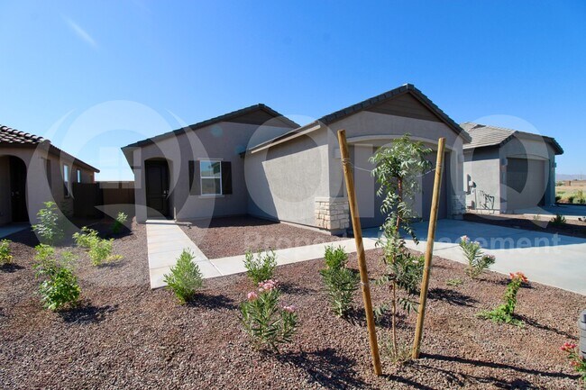 2729 East Trail Blazer Drive, San Tan Valley, AZ 85140 photo 3