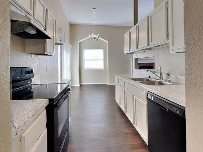 13116 Rustic Trail, Balch Springs, TX 75180 photo 5