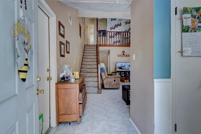 23035 Red Leo Lane, Spring, TX 77389 photo 4