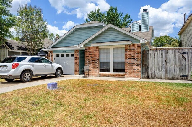 23035 Red Leo Lane, Spring, TX 77389 photo 3