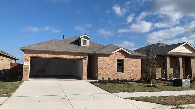 2421 Edisto Beach Drive, Fort Worth, TX 76108 photo 2