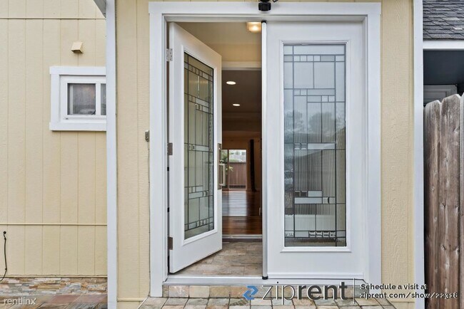 2680 Cromwell Row, South San Francisco, CA 94080 photo 3