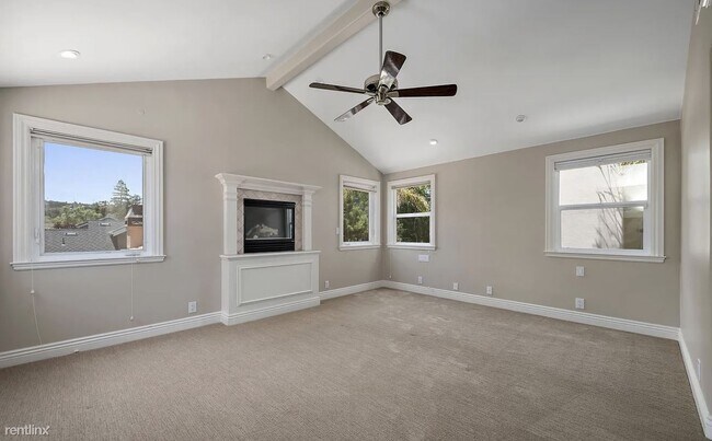 2830 Hacienda Street, San Mateo, CA 94403 photo 2