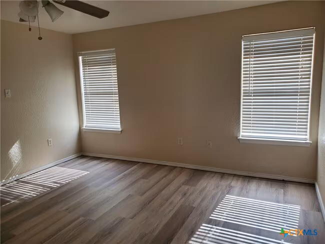 3413 Rob Roy St Seguin, TX 78155 photo 4